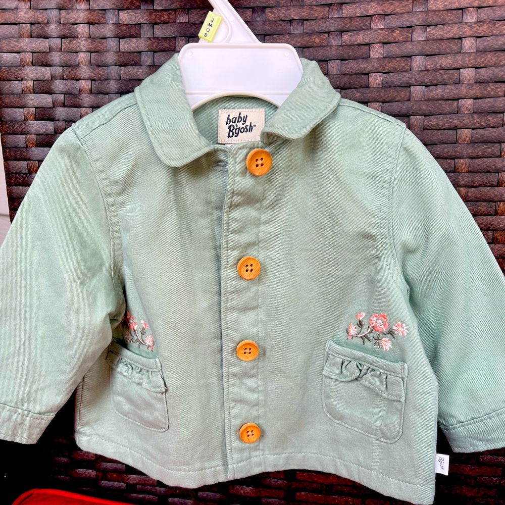 Oshkosh beautiful baby coat/jacket Sage. 3 months